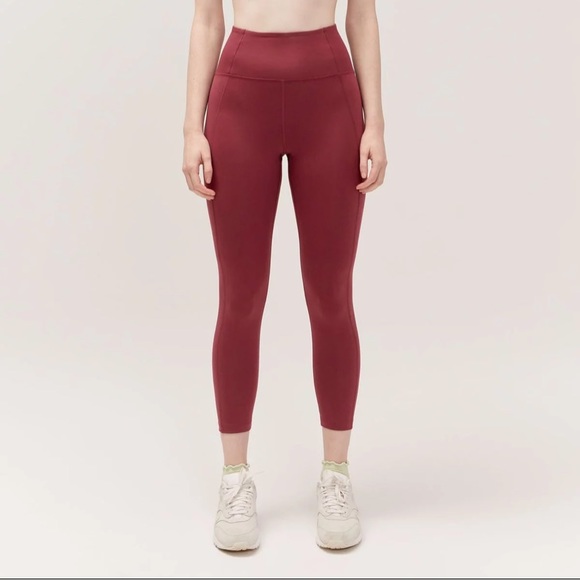 Girlfriend Collective High Rise Pocket Legging in Mulberry - Picture 5 of 8